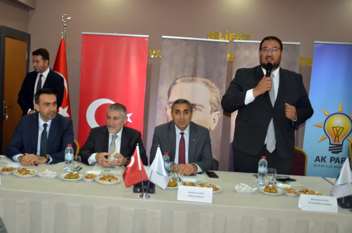 Ak Parti&rsquo;den iş insanları ile toplantı