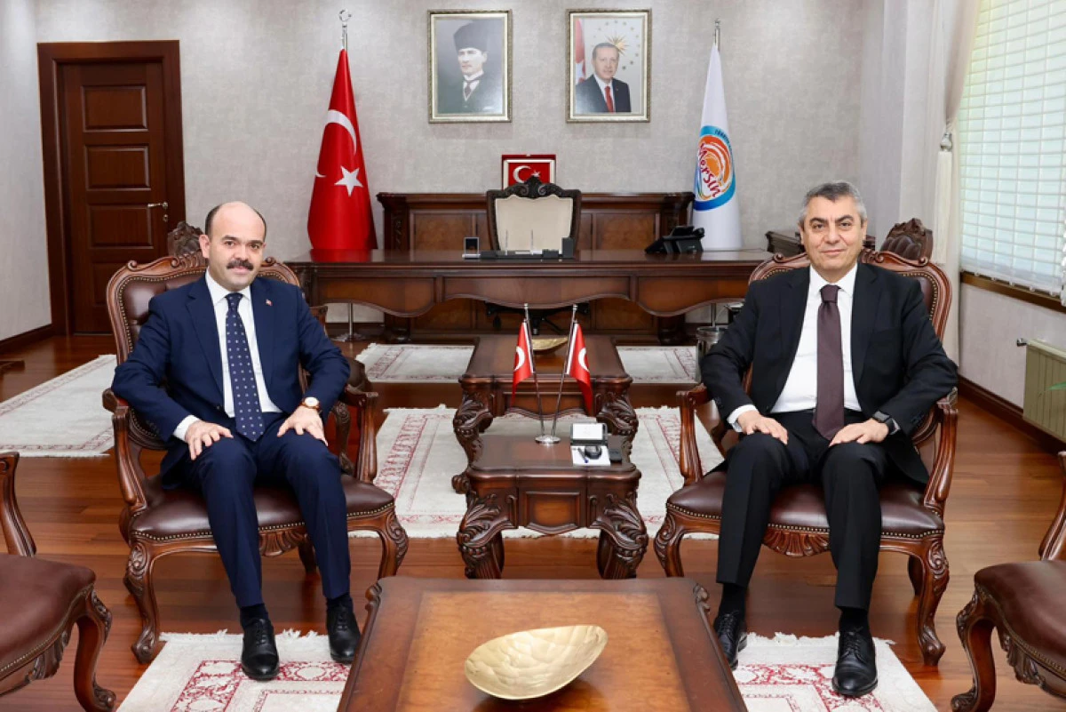 Bakan yardımcısı Çalışkan’dan Vali Toros’a ziyaret