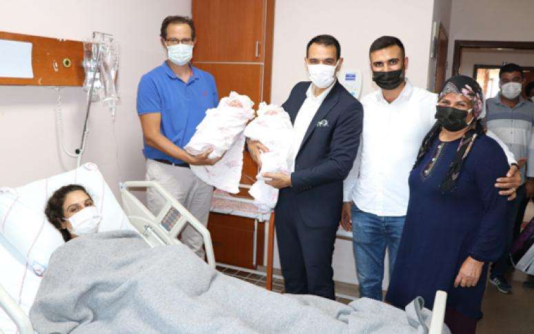 Altunok’tan, annelere ve bebeklere hediye