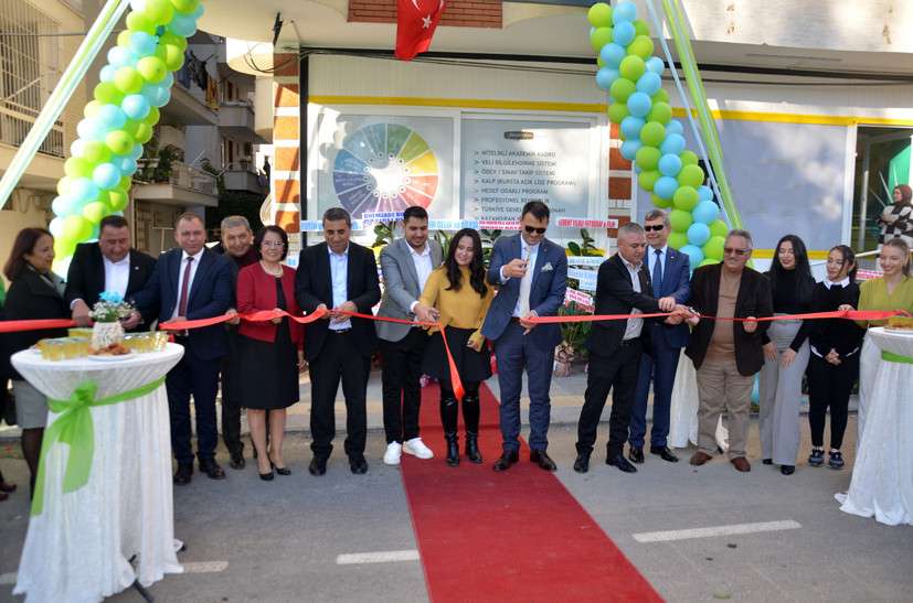 BURAK SAPMAZ FİZYOTERAPİ MERKEZİ AÇILDI