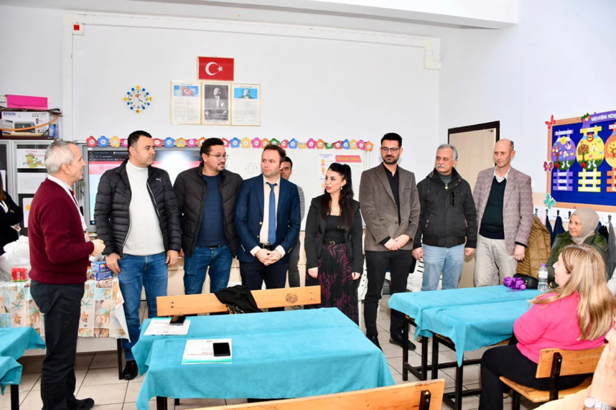 &Ccedil;alıştayın at&ouml;lye &ccedil;alışmaları Gazipaşa İlkokulunda yapıldı