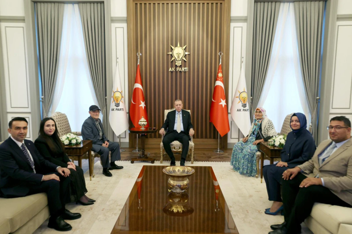 Cumhurbaşkanı Erdoğan Silifkeli Şehit Ailesini kabul etti