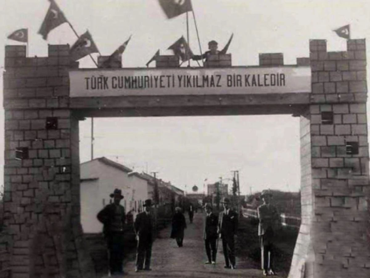 Cumhuriyetin 102 yılını kutlayacağız