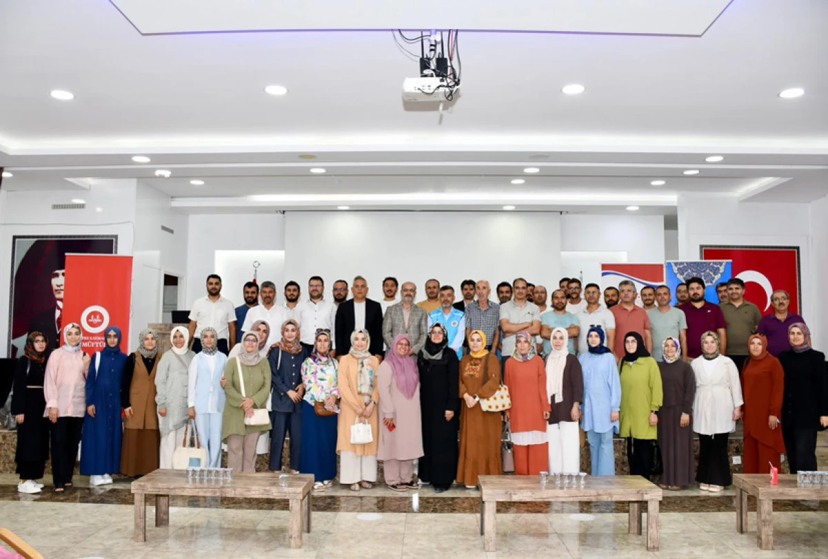 Gençlere din eğitimine yönelik istişare toplantısı