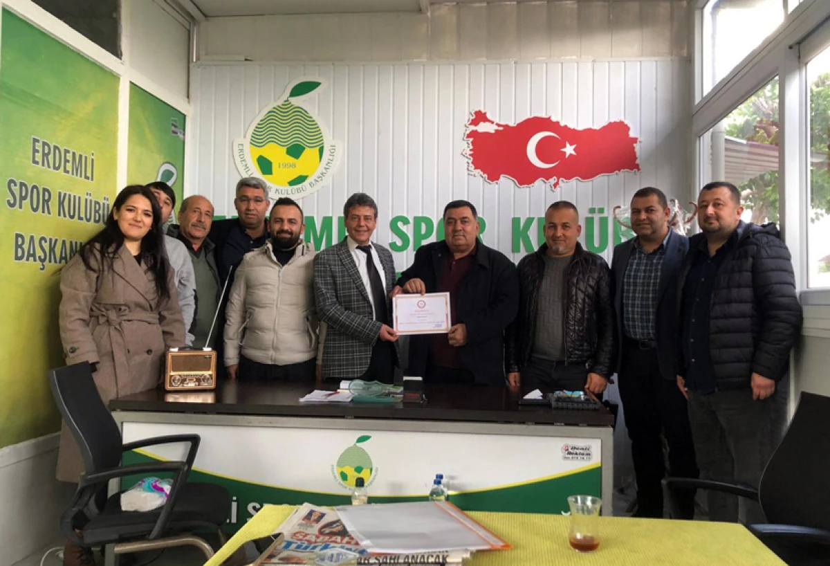 G&uuml;ven tazeleyen başkandan Erdemlispor&rsquo;a ziyaret