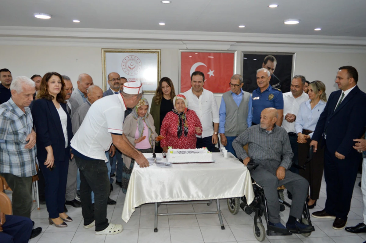 KAYMAKAM FIRAT&rsquo;A YAŞ PASTALI KARŞILAMA