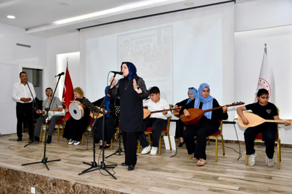 KUŞAKLAR ARASI SER&Uuml;VENDE ESKİ VE YENİ KUŞAK BULUŞTU