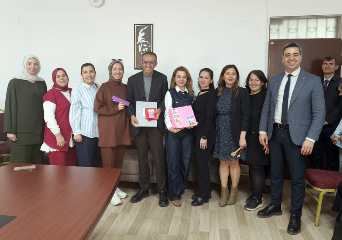 &ldquo;Maarifin Kalbinde &Ccedil;ocuk&rdquo; s&ouml;yleşisi ger&ccedil;ekleştirildi