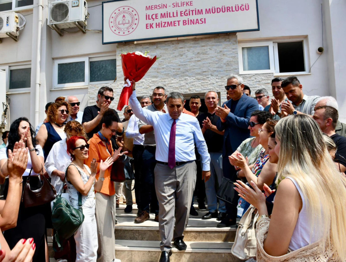 OKUL M&Uuml;D&Uuml;RLERİ İLE YILSONU TOPLANTISI