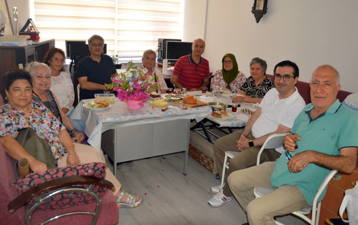 SESİMİZ AİLESİ BİR ARADA