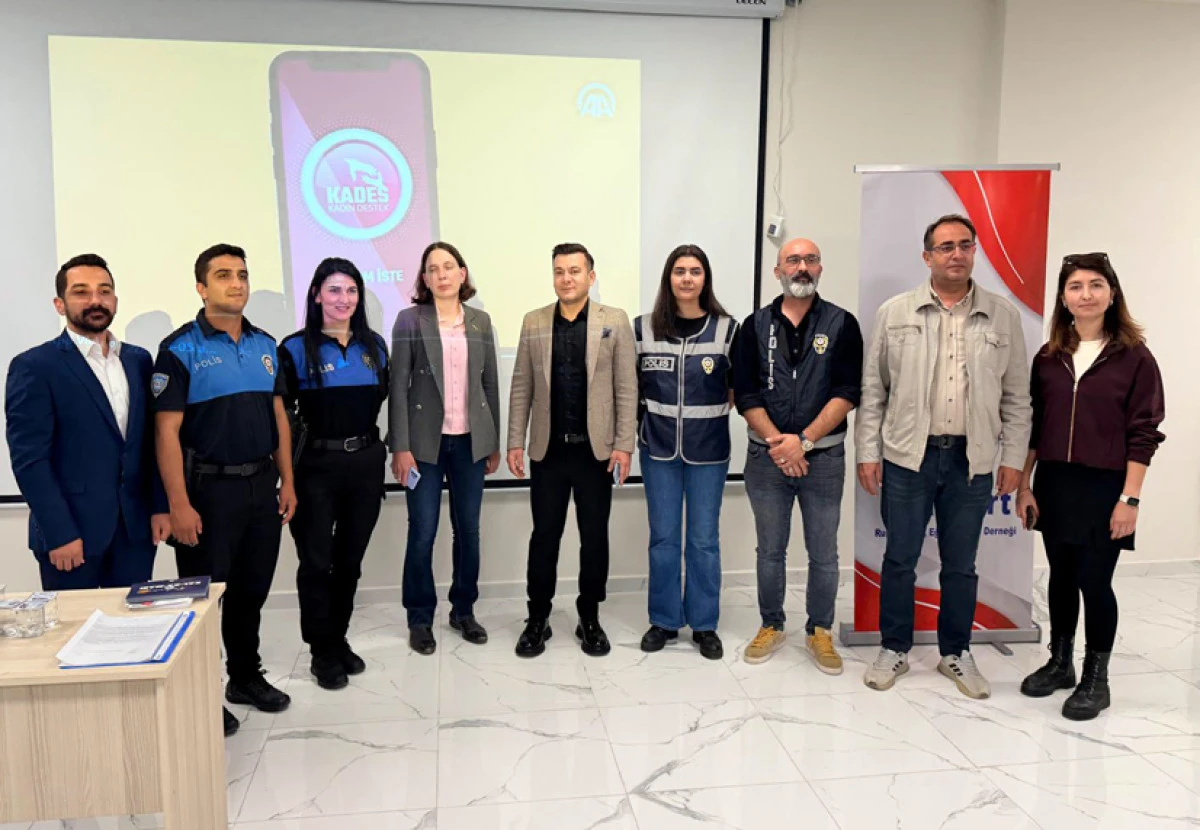 Silifke&rsquo;de Kadınlar İ&ccedil;in G&uuml;&ccedil; Birliği: &ldquo;Yalnız Değilsin&rdquo; Etkinliği Ger&ccedil;ekleşti