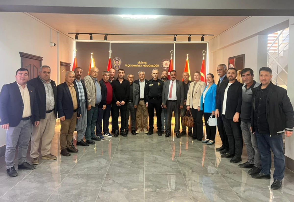 Silifkeli Muhtarlardan Emniyet Müdürüne ziyaret