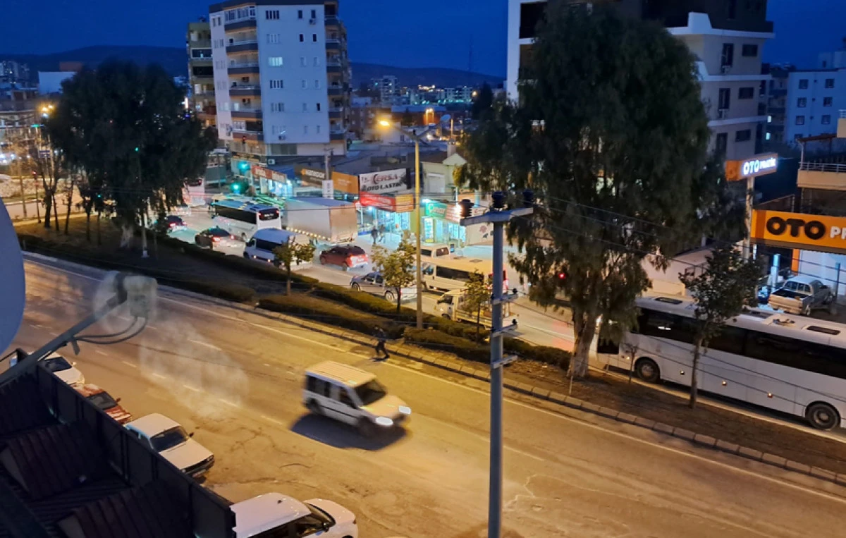 Trafik yoğunluğuna kim &ccedil;&ouml;z&uuml;m bulacak?