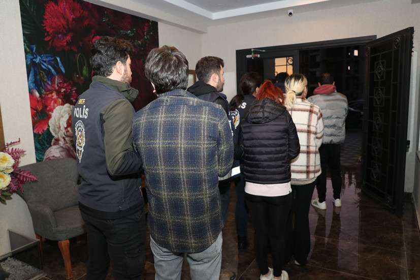 YASA DIŞI BAHİSTE 16 GÖZALTI